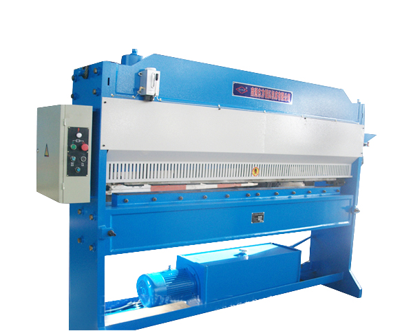 龍門式閘式剪板機